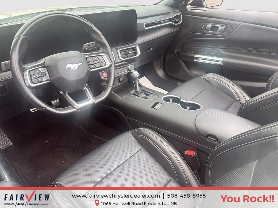 2025 Ford Mustang Eco-boost premium