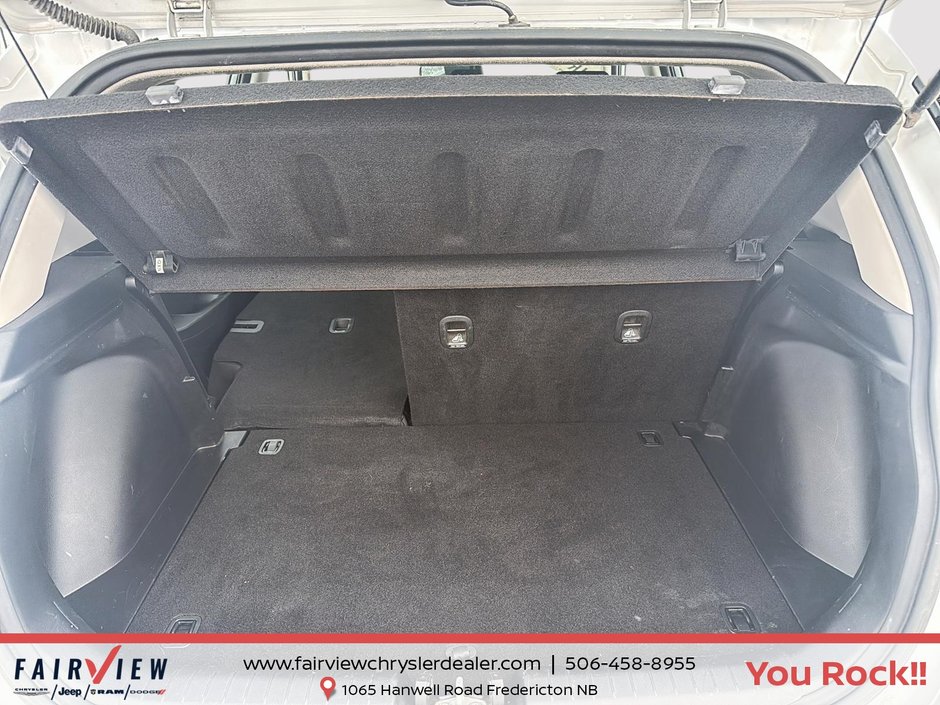 2020 Hyundai Venue Essential Standard transmission