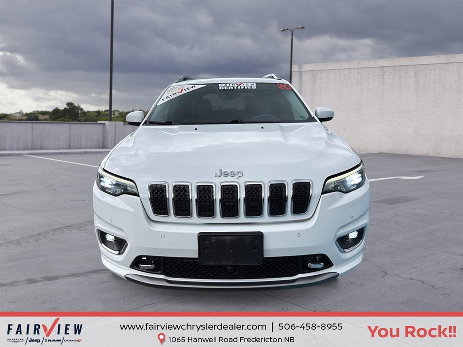 2020 Jeep Cherokee Overland Loaded with every auction possible mint condition