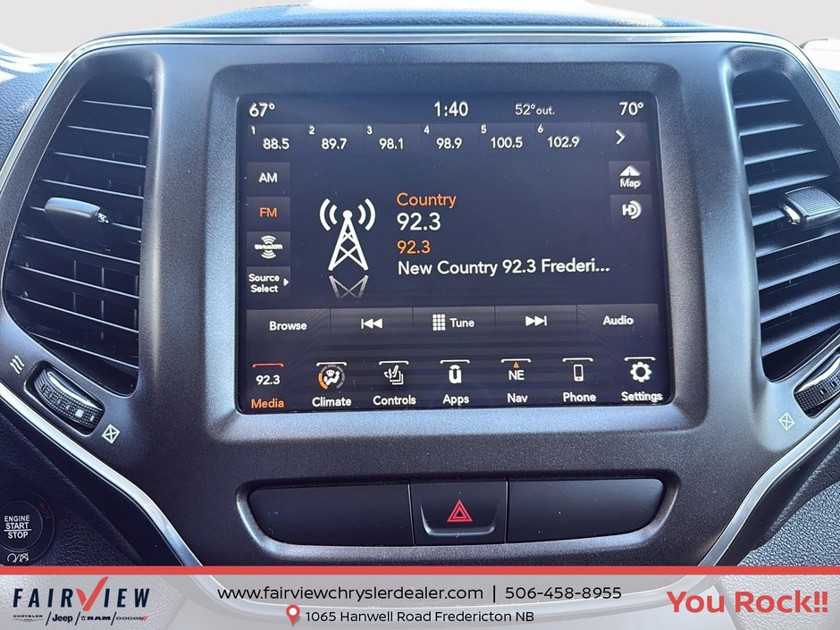 2022 Jeep Cherokee Trailhawk V6 immaculate condition