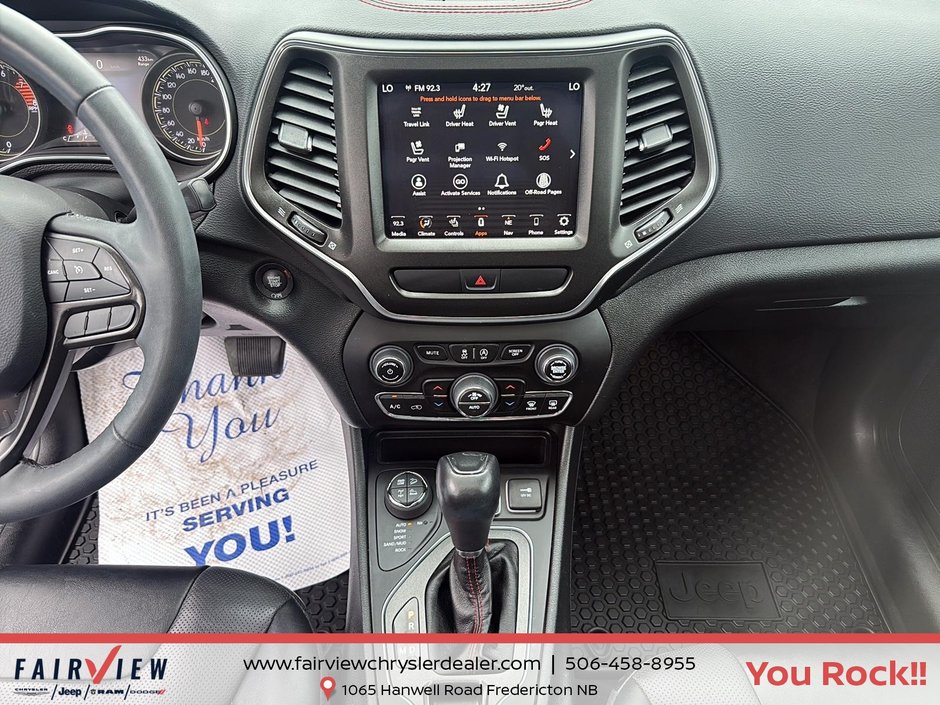2022 Jeep Cherokee Trailhawk Elite With sun and sound group new brakes