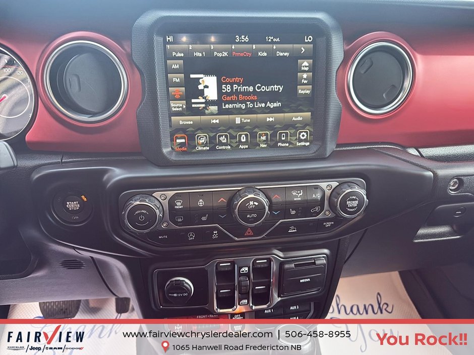 2021 Jeep Gladiator Rubicon New tires, new brakes, new MVI