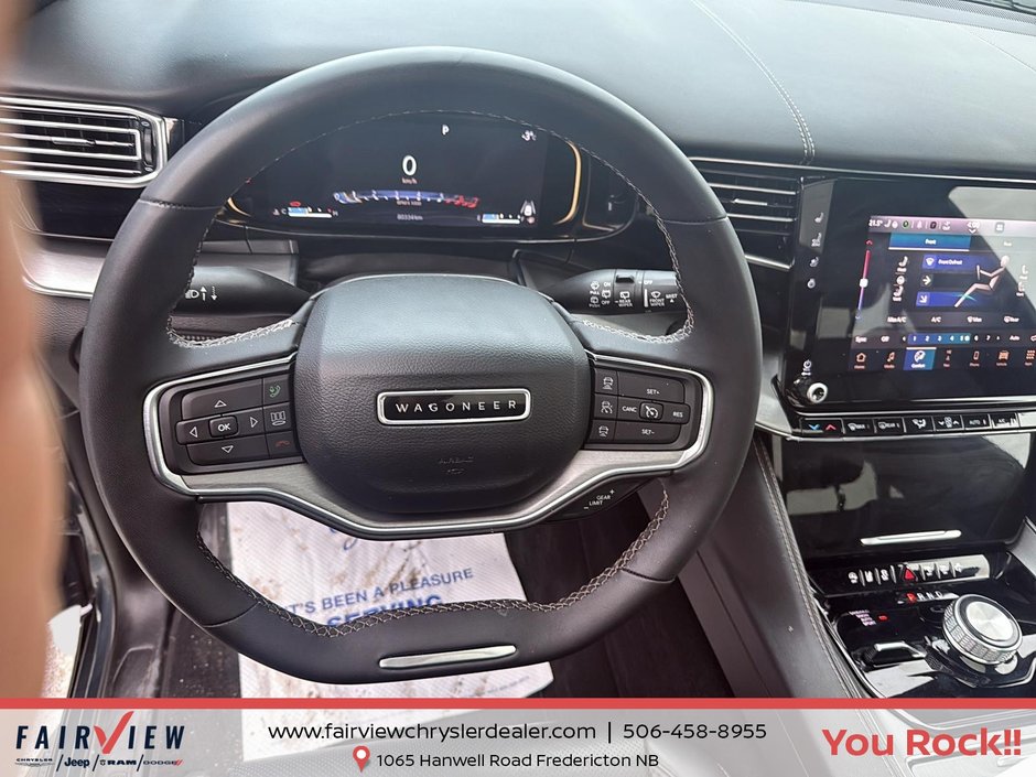 2023 Jeep Wagoneer Series II Carbide Full panoramic roof event safety group upgraded audio