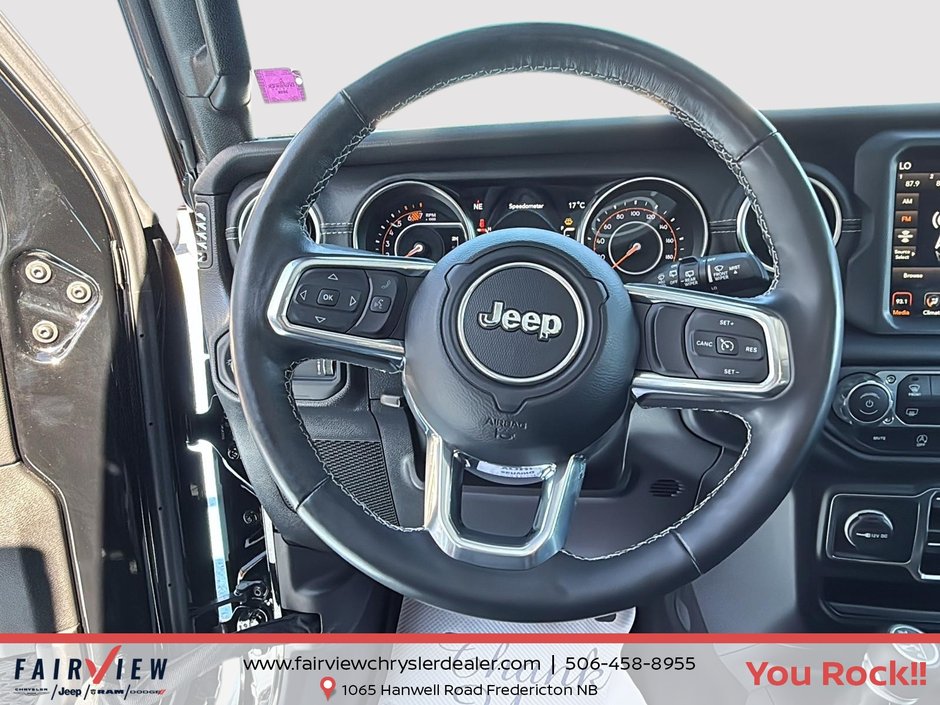 2023 Jeep Wrangler Sahara Fully loaded leather navigation, amazing condition