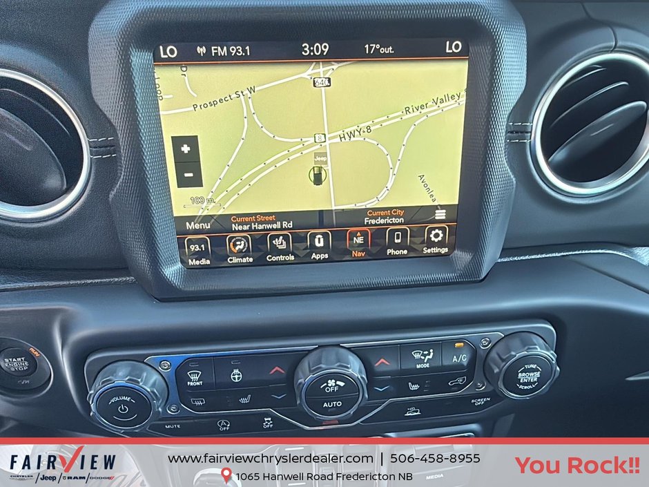 2023 Jeep Wrangler Sahara Fully loaded leather navigation, amazing condition