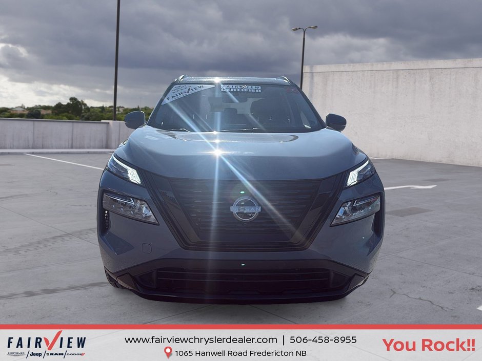 2023 Nissan Rogue SV midnight edition Fully loaded, leather sunroof, NAV black edition 360 camera cameras