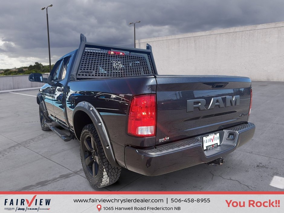 Ram 1500 Classic Express V6 2021