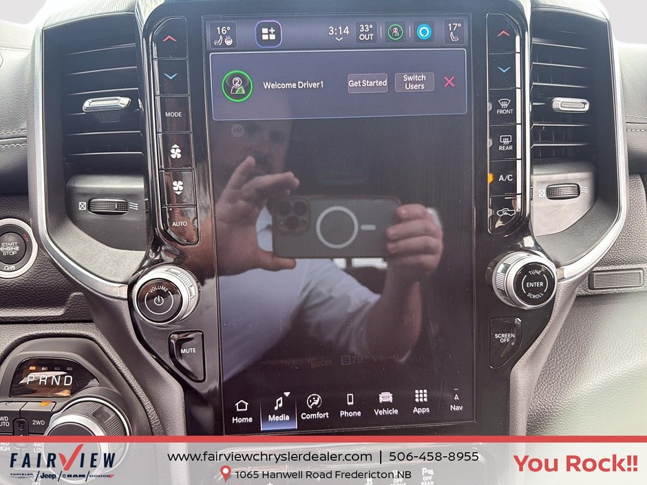 2025 Ram 1500 Big Horn Level two sport appearance package, heads up display, navigation, automatic, four-wheel-drive