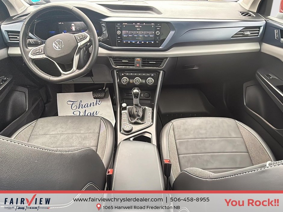 2023 Volkswagen Taos Comfortline Fully loaded with sun and sound  group