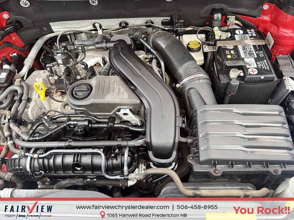 2023 Volkswagen Taos Comfortline Fully loaded with sun and sound  group
