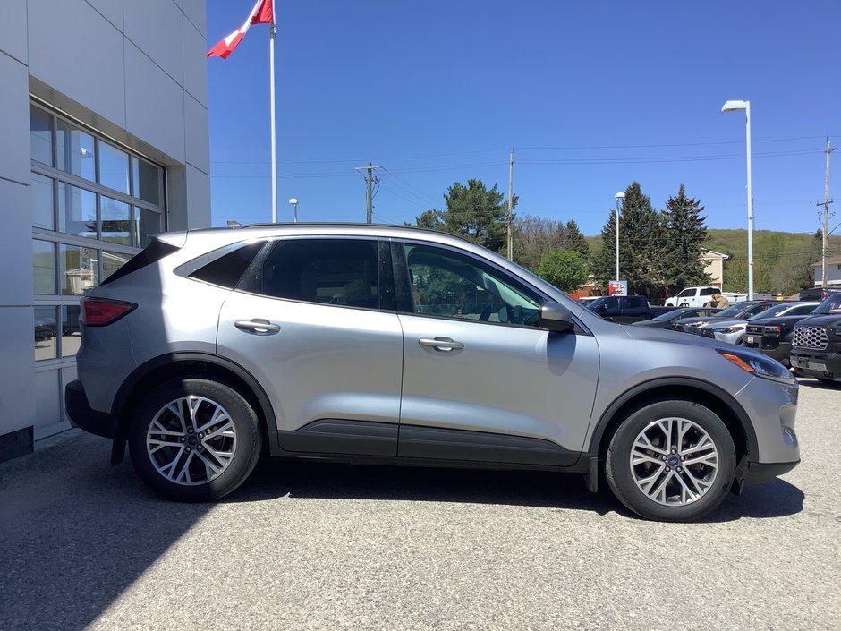 2021 Ford Escape SEL-3