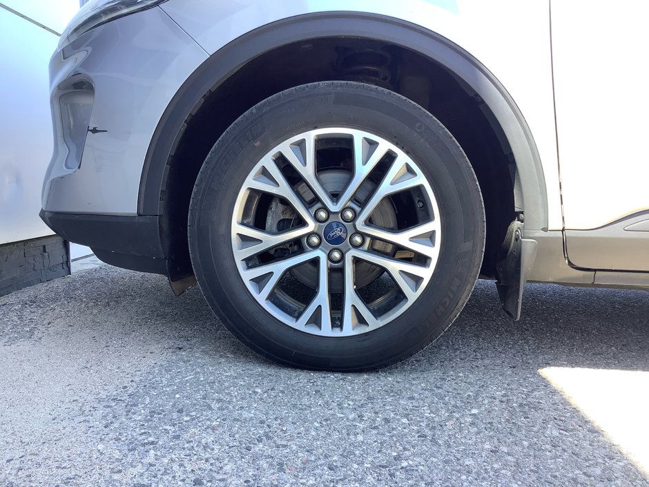 2021 Ford Escape SEL-9