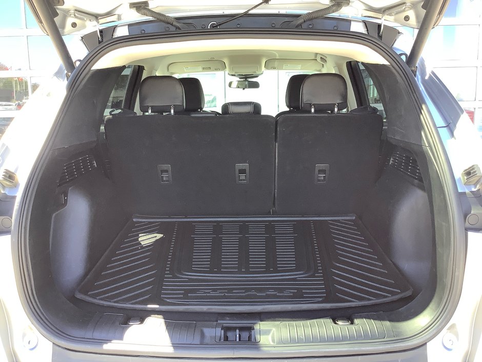 2021 Ford Escape SEL-10