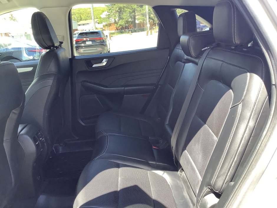2021 Ford Escape SEL-16