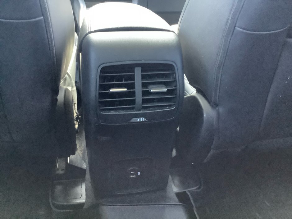 2021 Ford Escape SEL-25