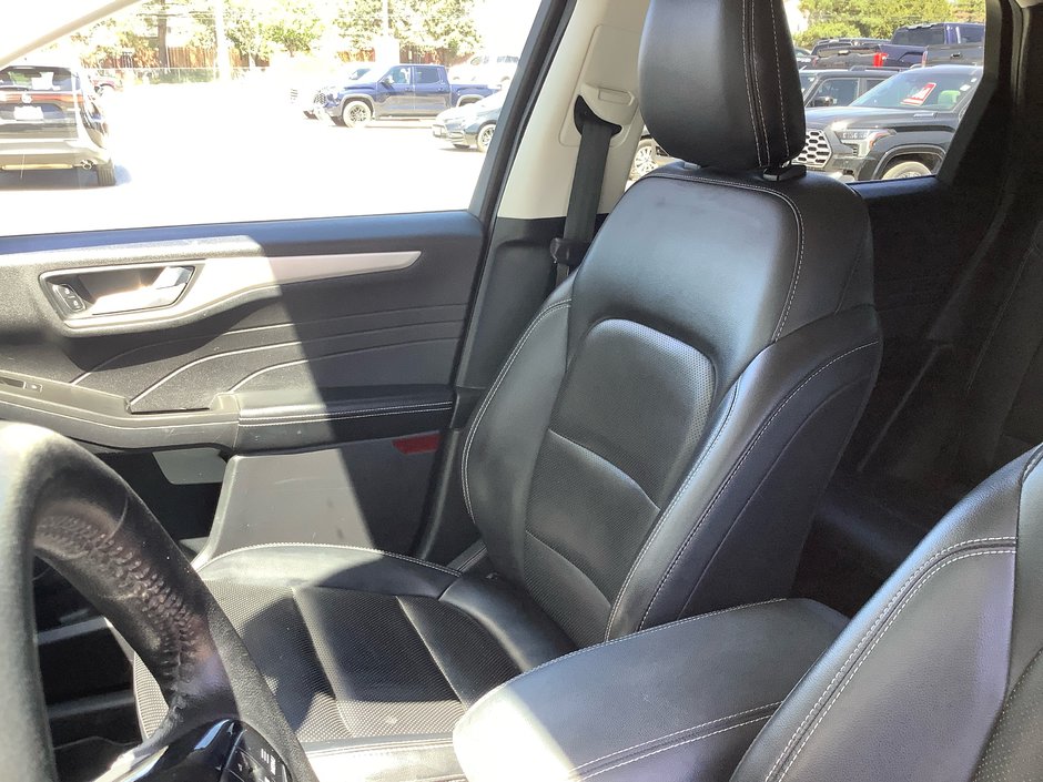 2021 Ford Escape SEL-14
