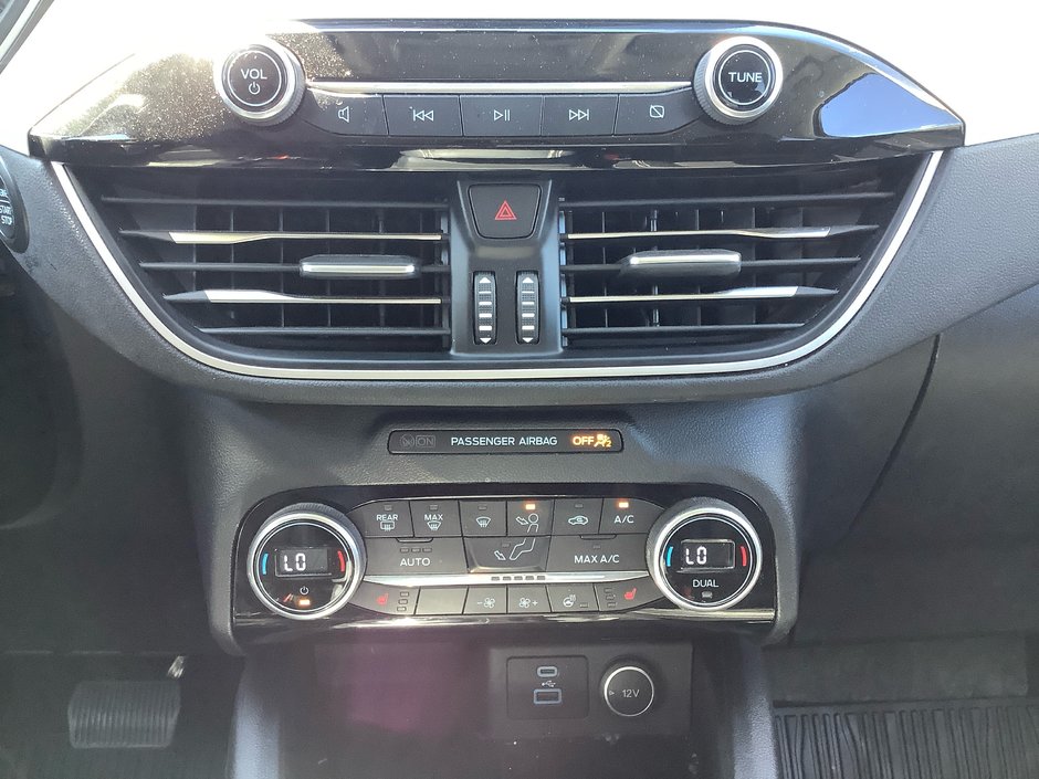 2021 Ford Escape SEL-23