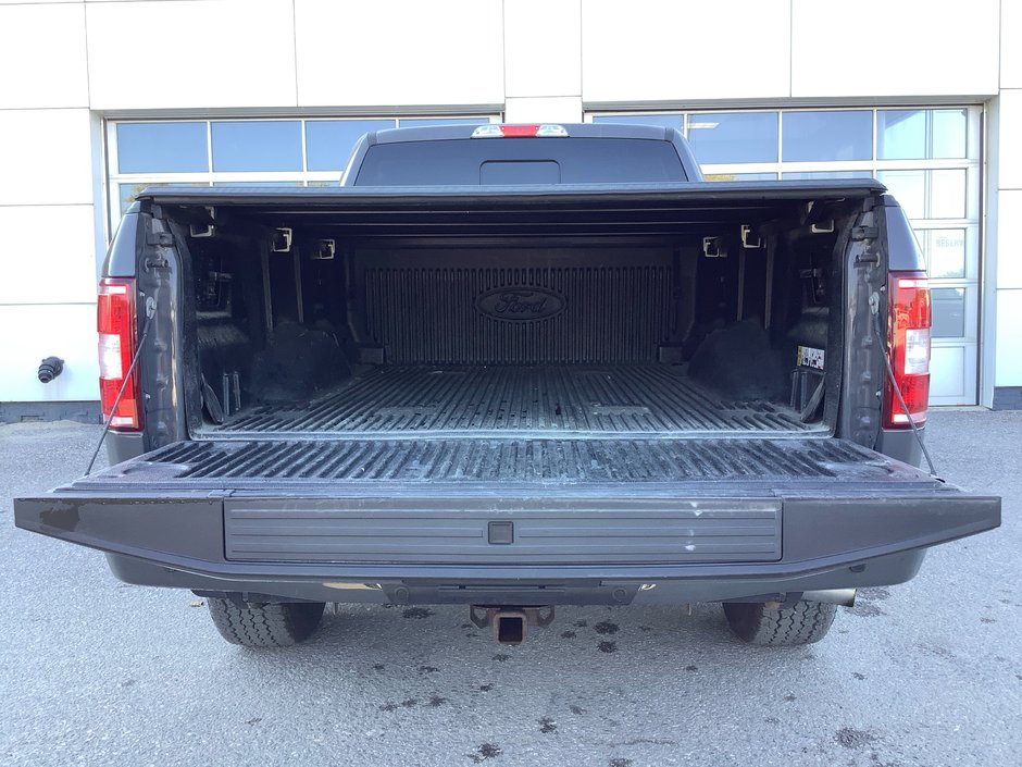 2020 Ford F150 XLT-8