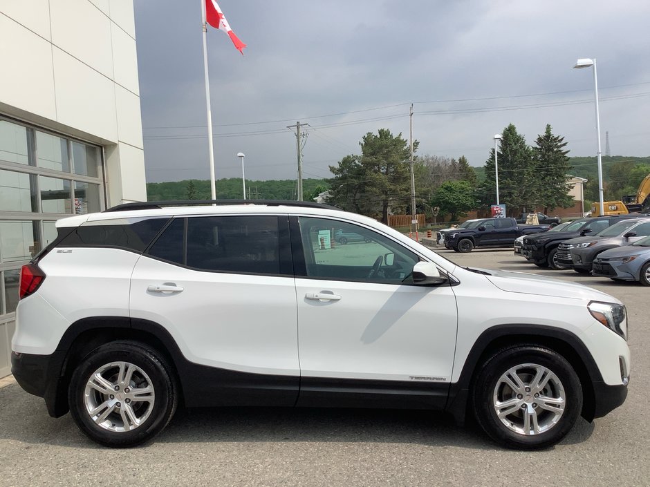 2020 GMC Terrain SLE-2