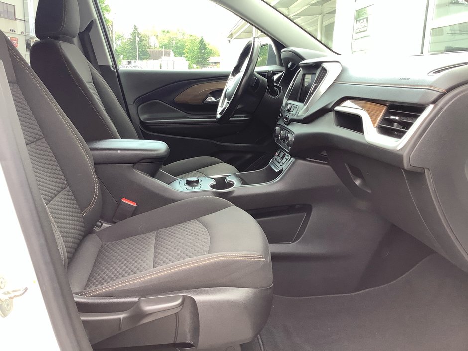2020 GMC Terrain SLE-10