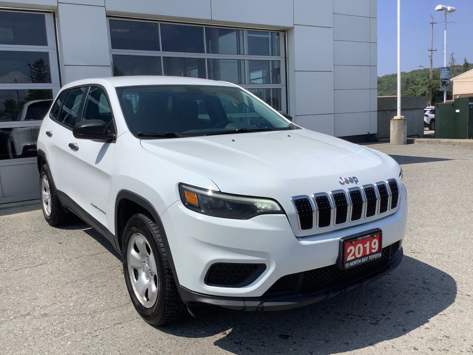 2019 Jeep Cherokee SPORT-1