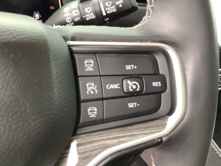 2022 Jeep WAGONEER PREMIUM-22