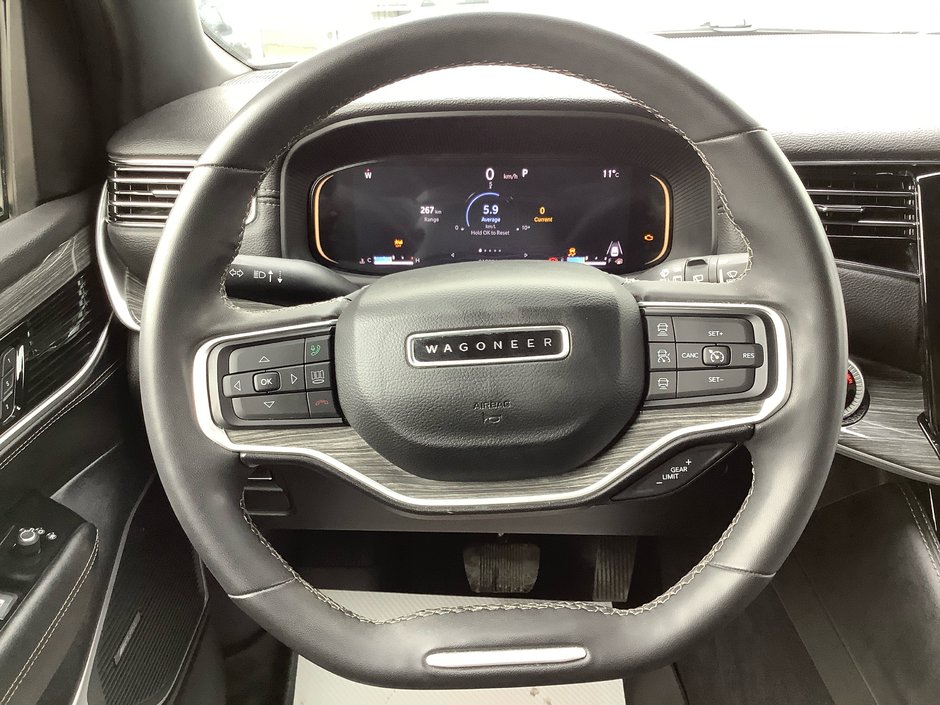 2022 Jeep WAGONEER PREMIUM-24