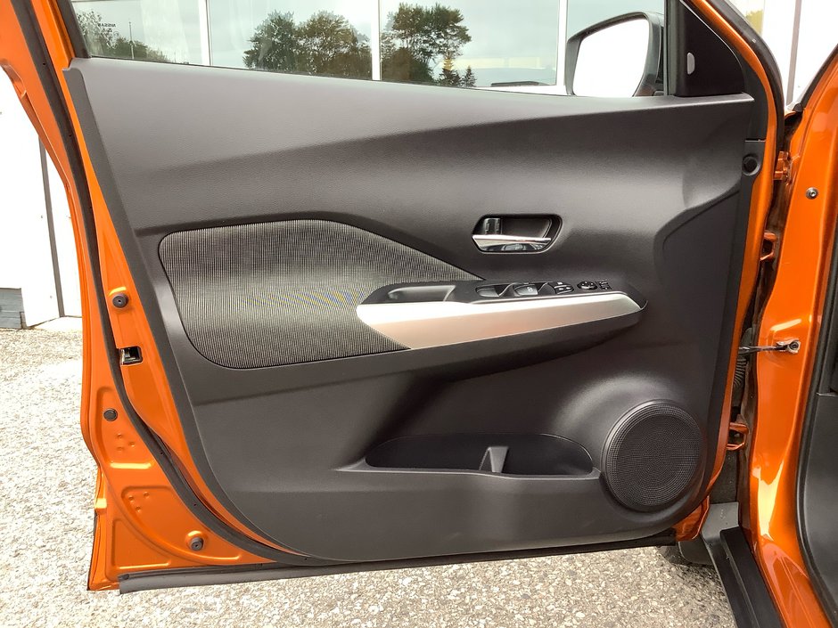 2020 Nissan KICKS SV-10