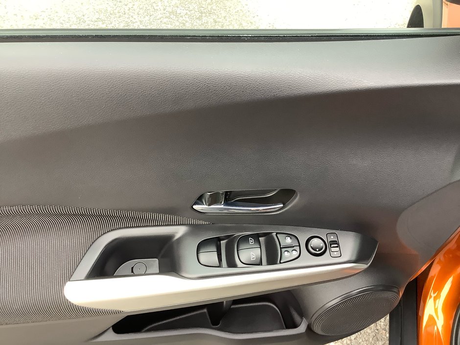 2020 Nissan KICKS SV-11