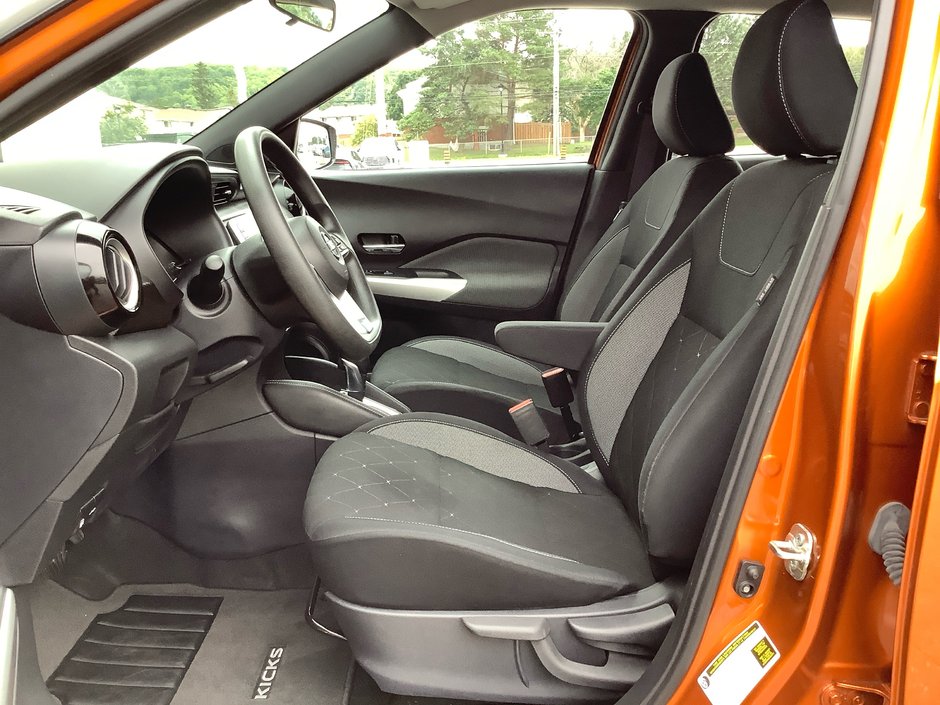 2020 Nissan KICKS SV-12