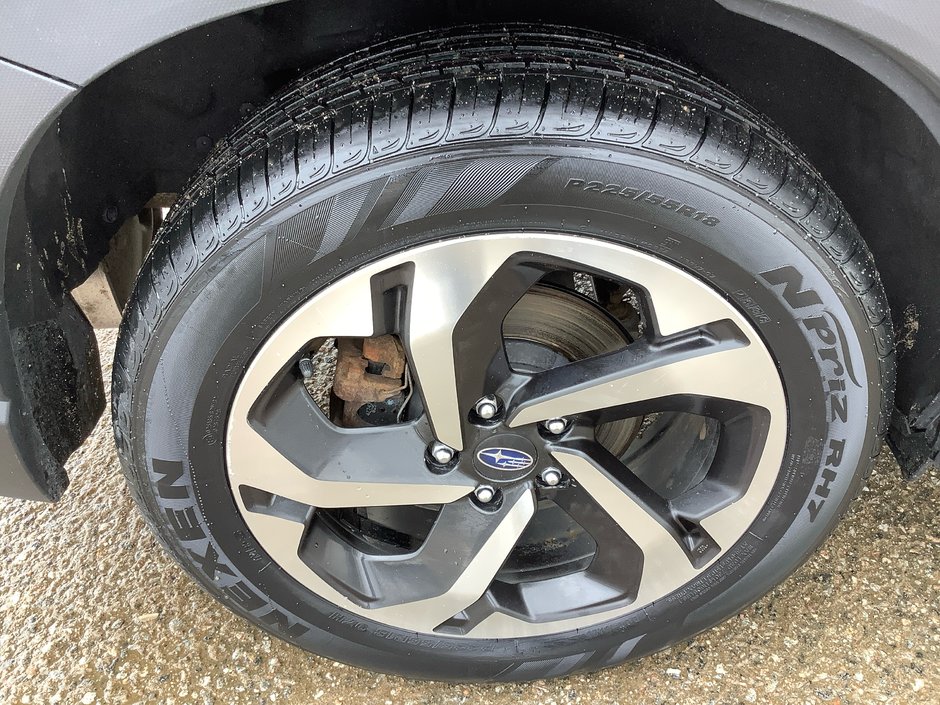 2023 Subaru FORESTER Premier-10