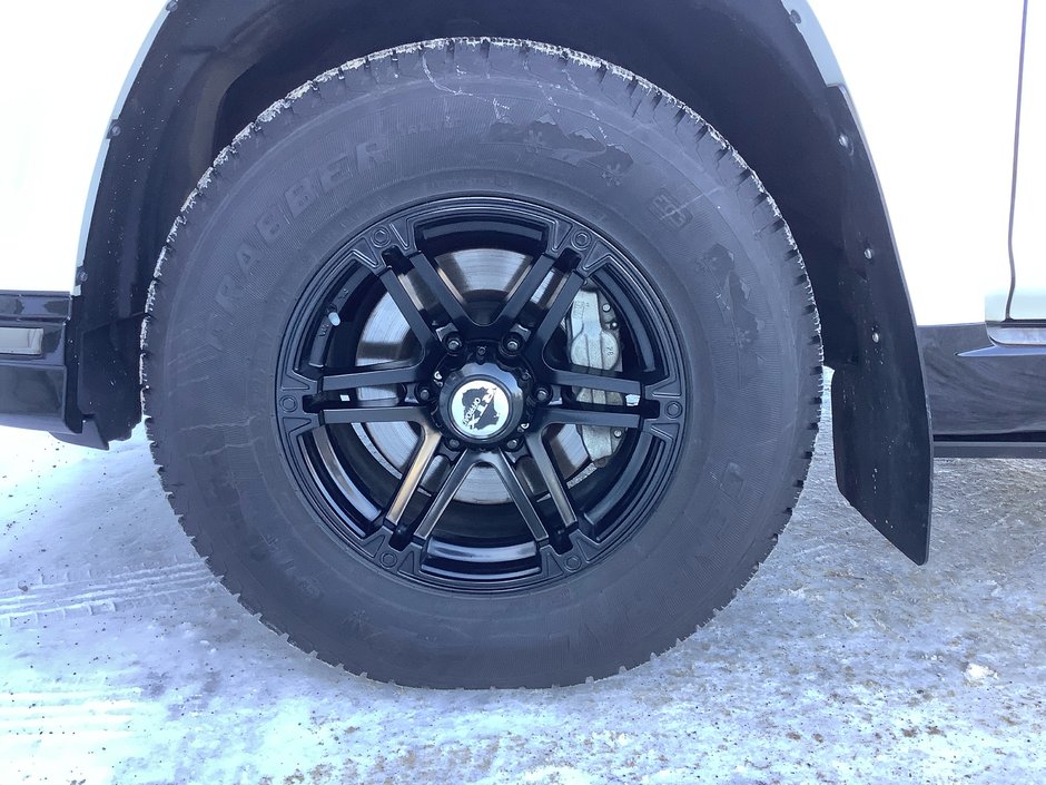 2021 Toyota 4RUNNER LIMITED-9