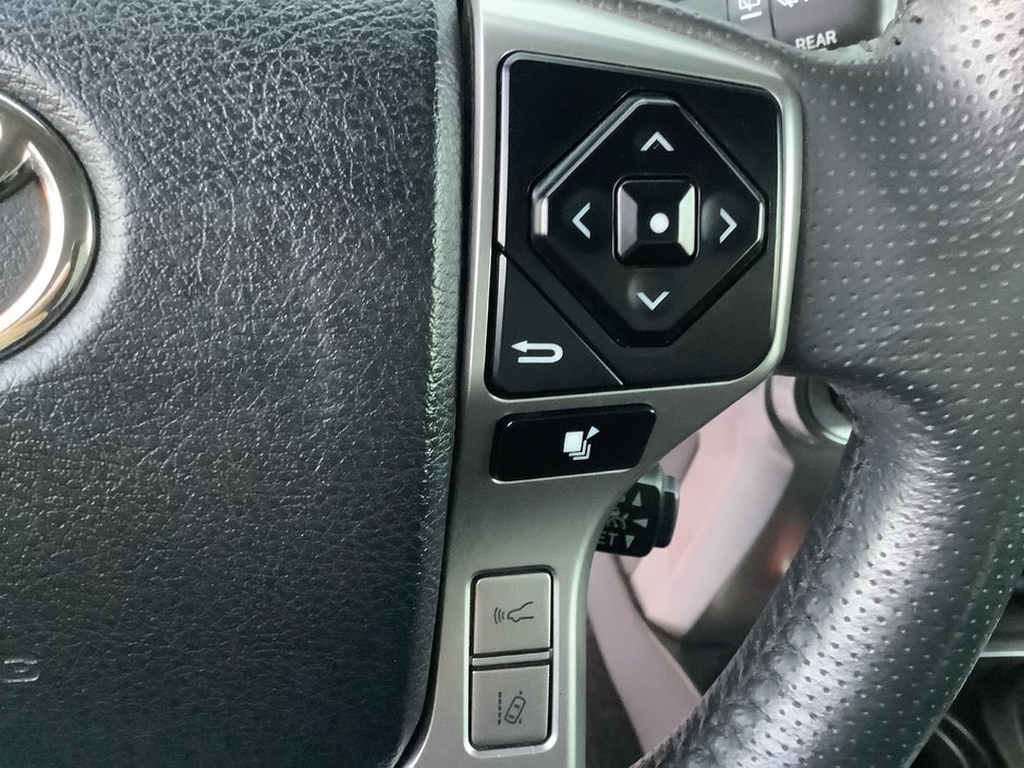 2022 Toyota 4RUNNER-10