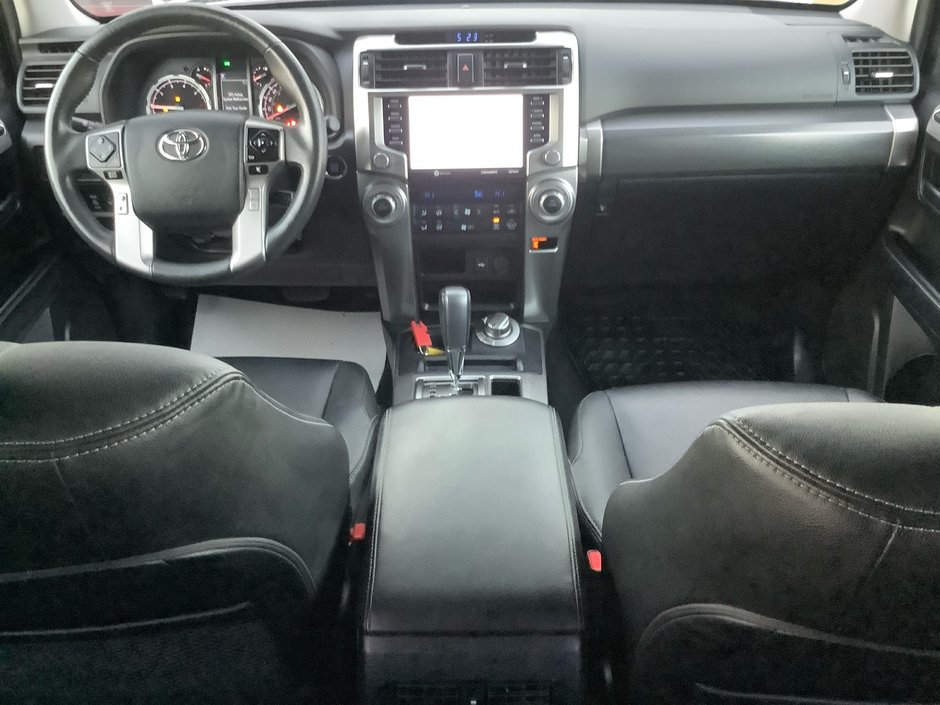 2022 Toyota 4RUNNER-14