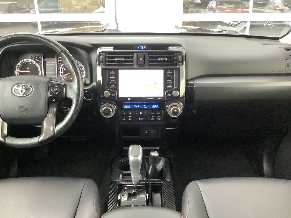 2023 Toyota 4RUNNER TRD OFFROAD-18
