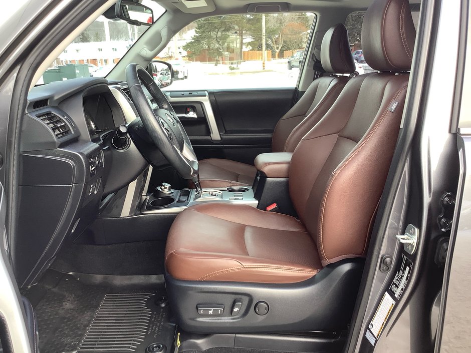 2023 Toyota 4RUNNER-13