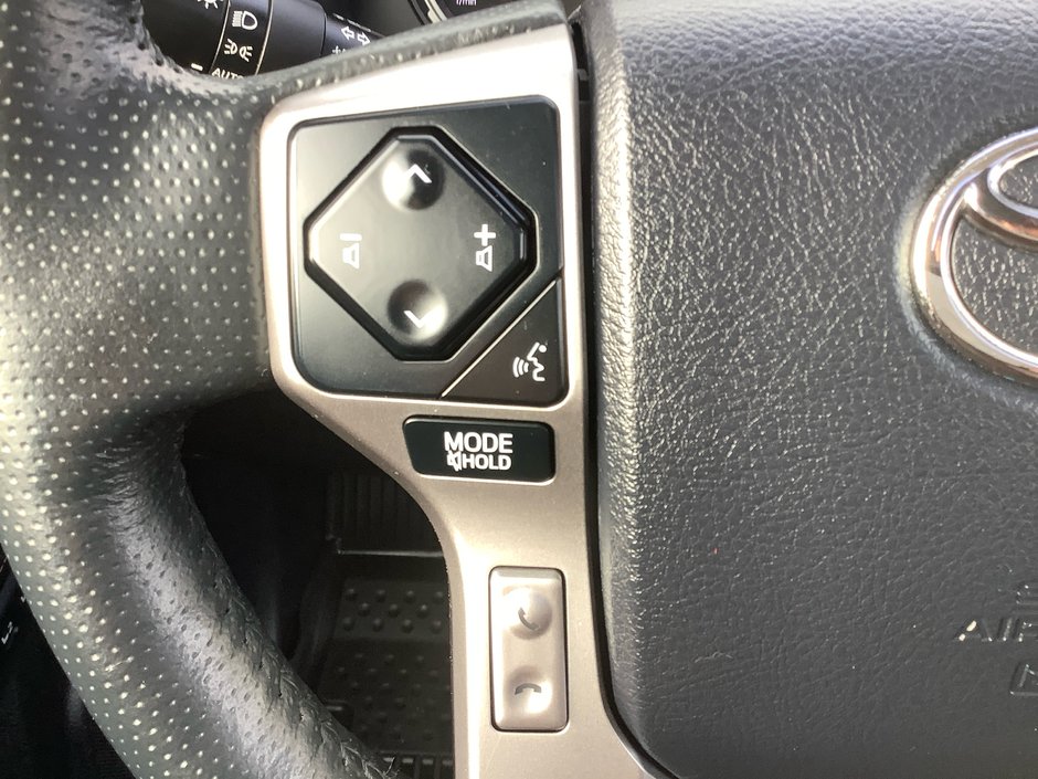 2023 Toyota 4RUNNER-18