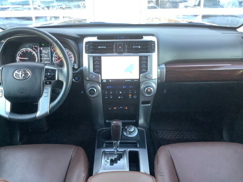 2023 Toyota 4RUNNER-43