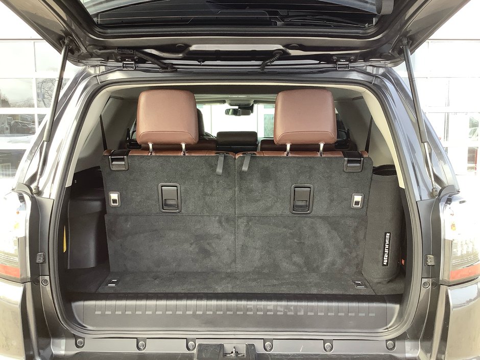 2023 Toyota 4RUNNER-8