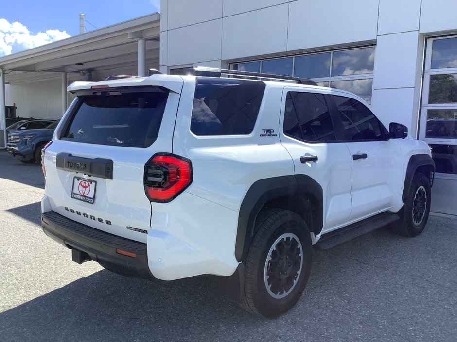 2025 Toyota 4RUNNER TRD OFF ROAD PR-6