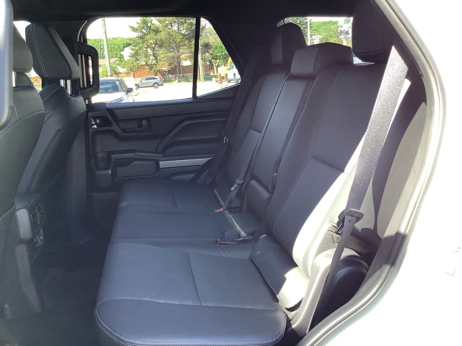 2025 Toyota 4RUNNER TRD OFF ROAD PR-14