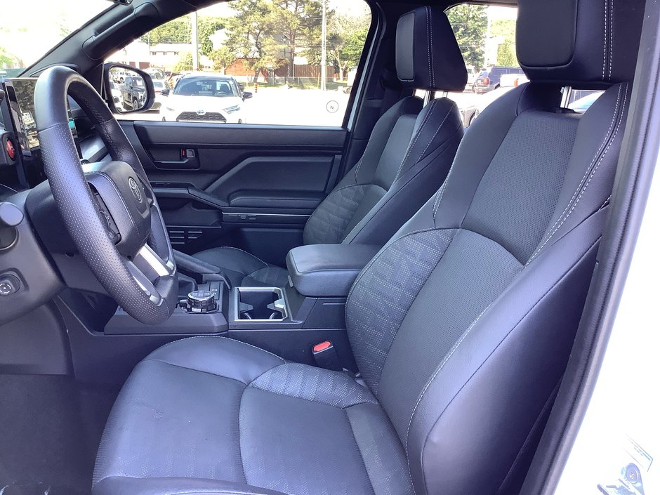 2025 Toyota 4RUNNER TRD OFF ROAD PR-13