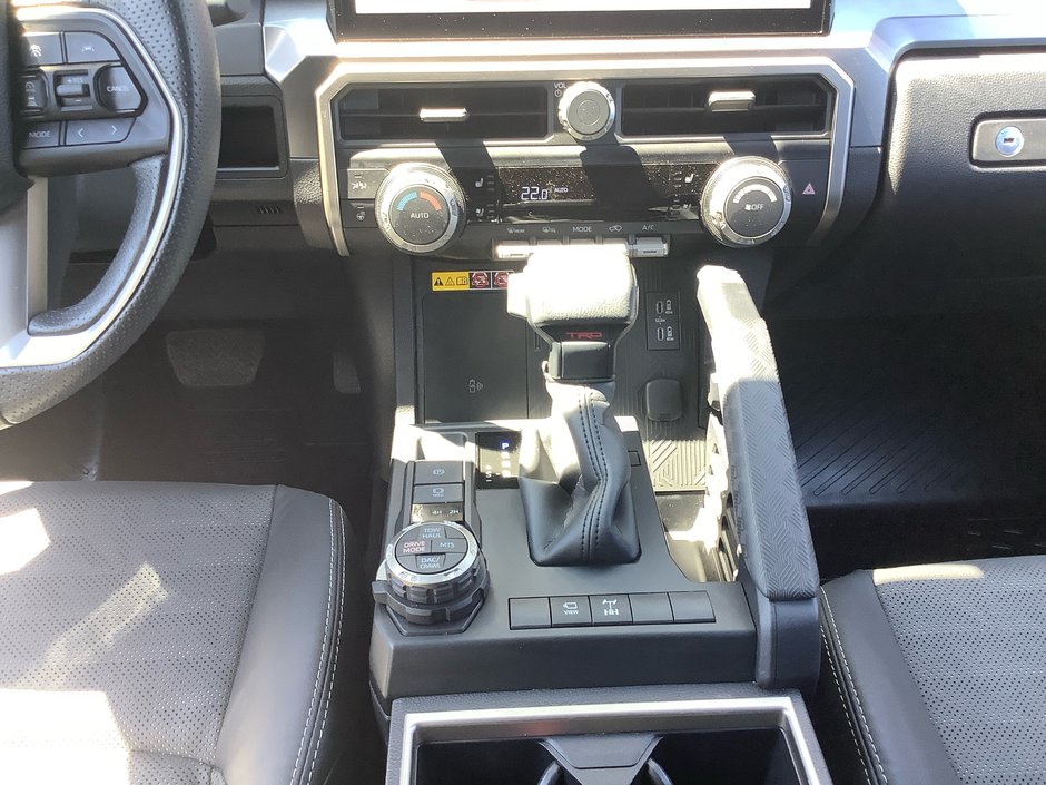 2025 Toyota 4RUNNER TRD-19