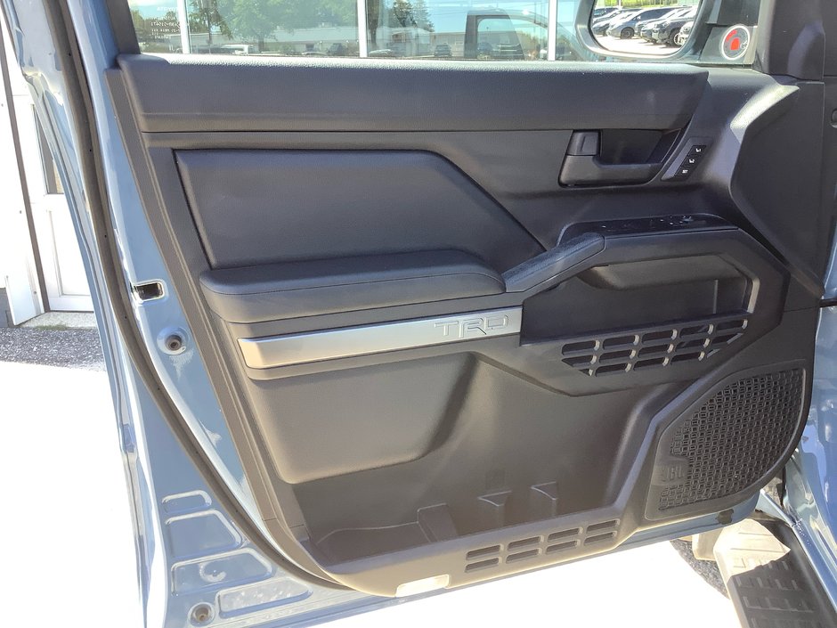 2025 Toyota 4RUNNER TRD-10
