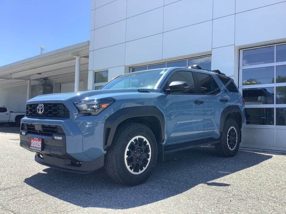 2025 Toyota 4RUNNER TRD-1