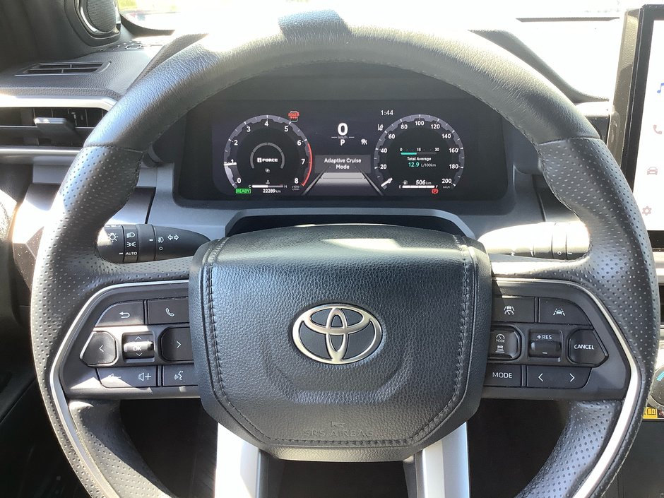 2025 Toyota 4RUNNER TRD-16