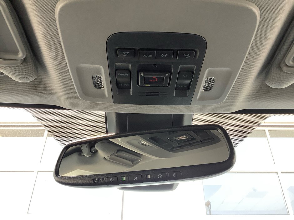 2024 Toyota Camry Hybrid-24