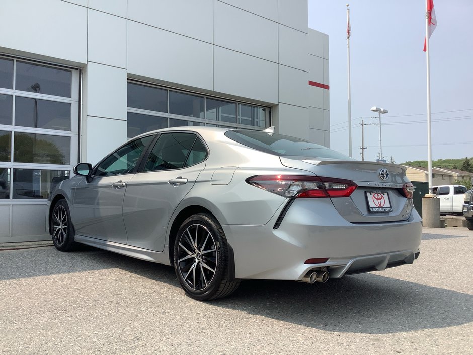 2024 Toyota Camry Hybrid-6