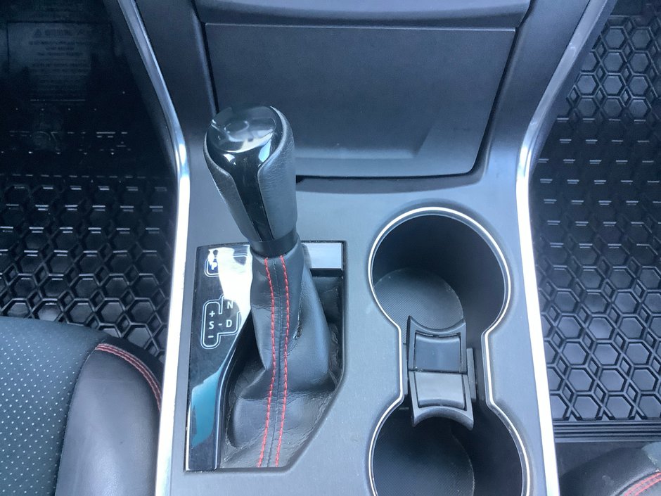 2016 Toyota CAMRY XSE-22