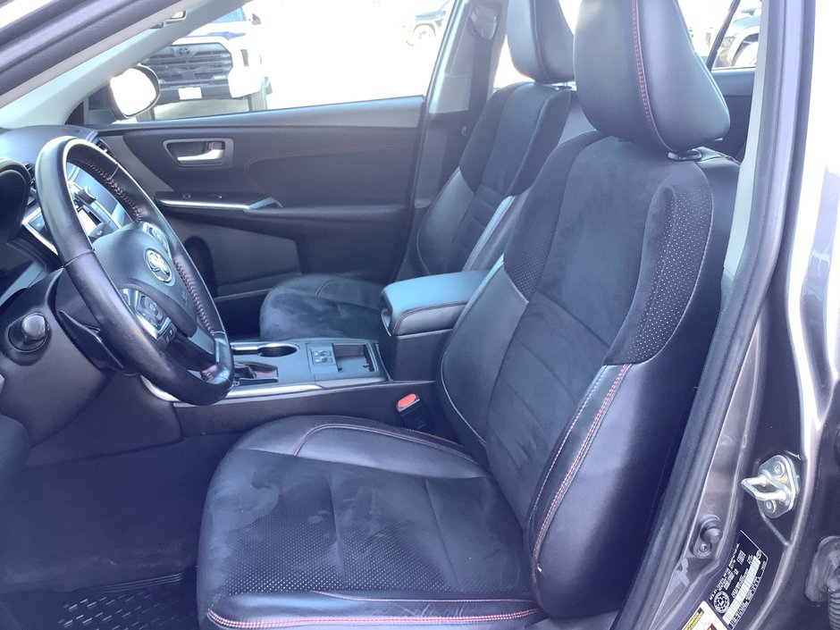2016 Toyota CAMRY XSE-12